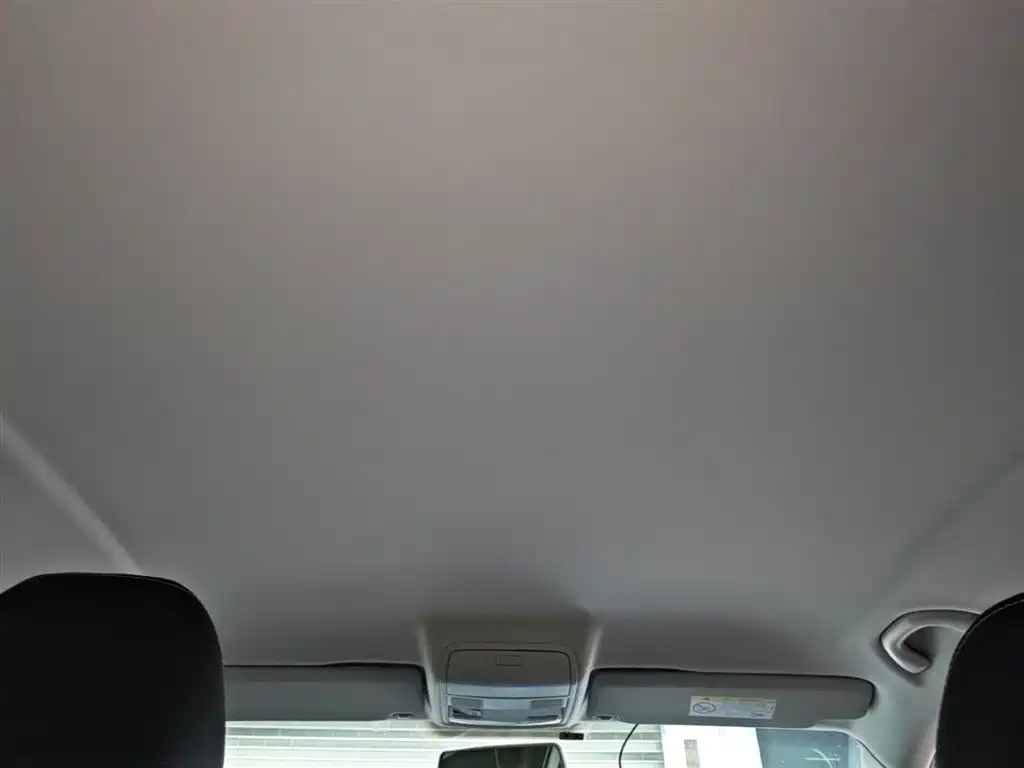 Volkswagen Tiguan 2019 — фото 18