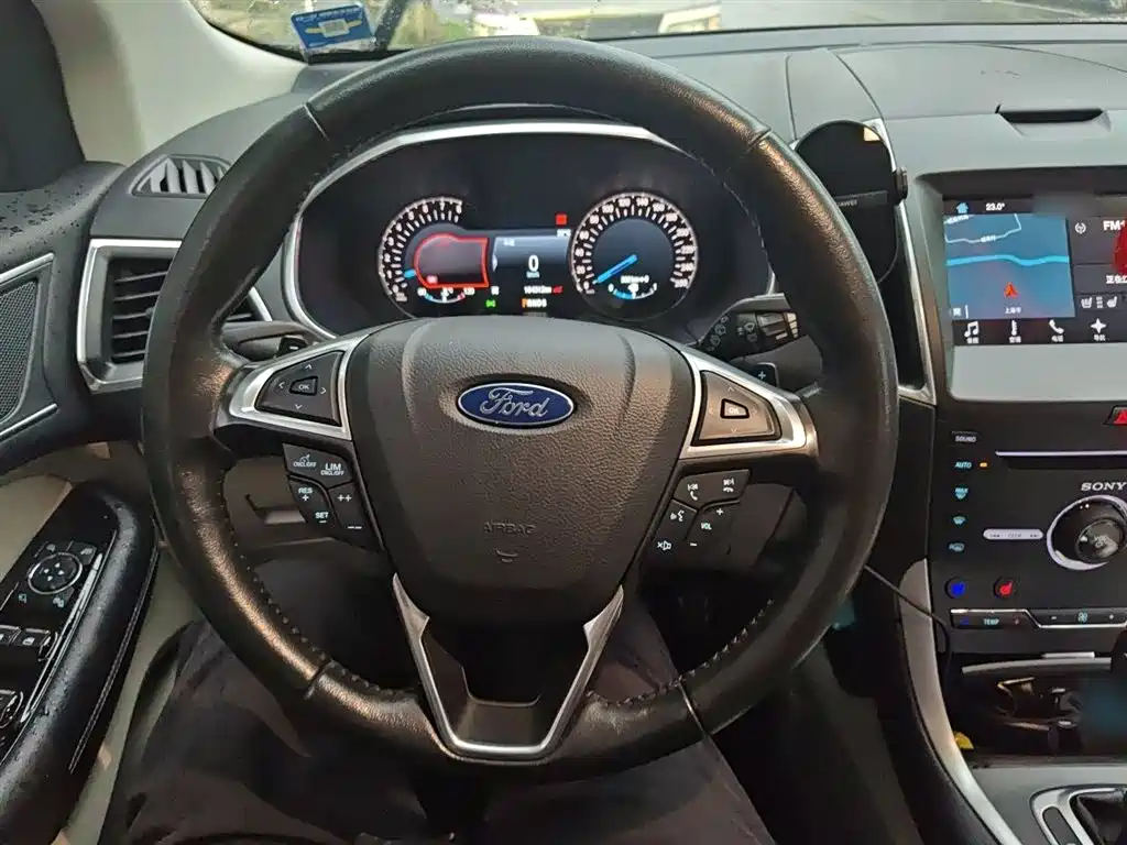 Ford Edge 2017