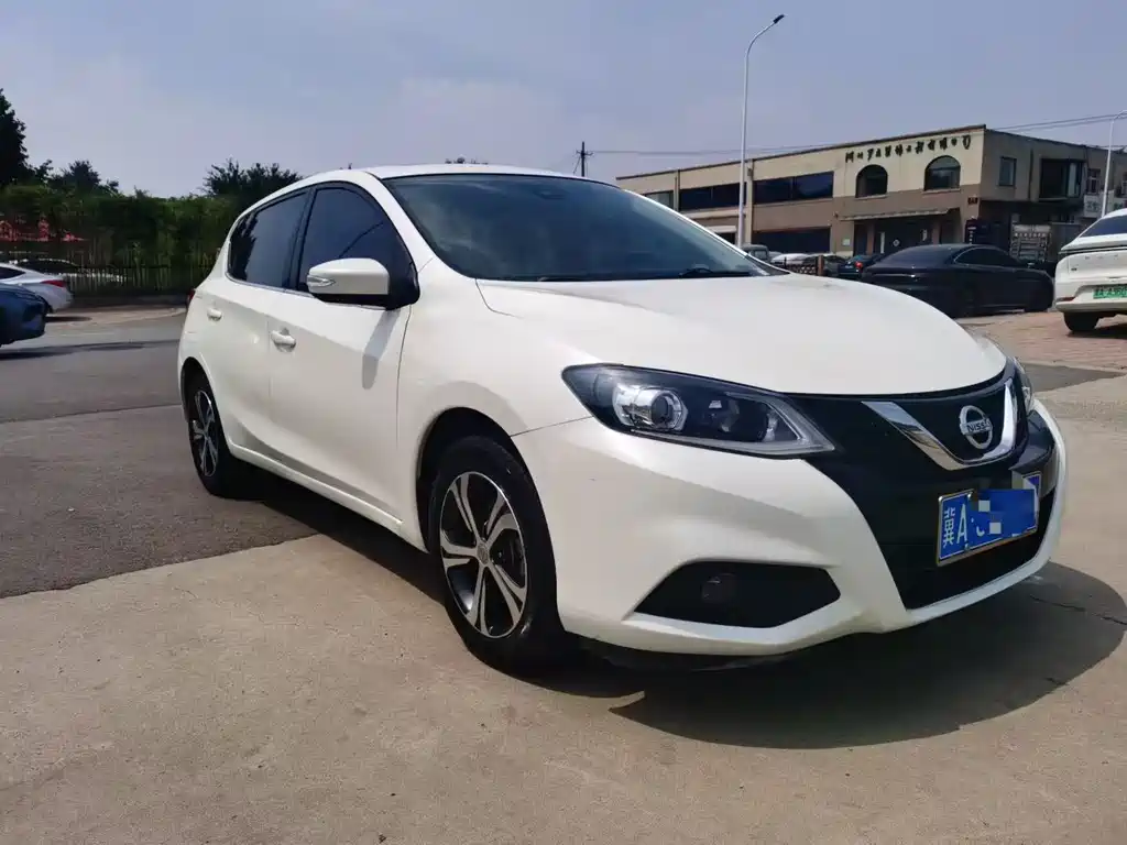 Nissan Tiida 2019
