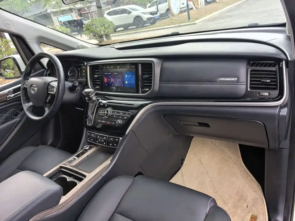 GAC Motor Trumpchi M8 2020 — фото 12