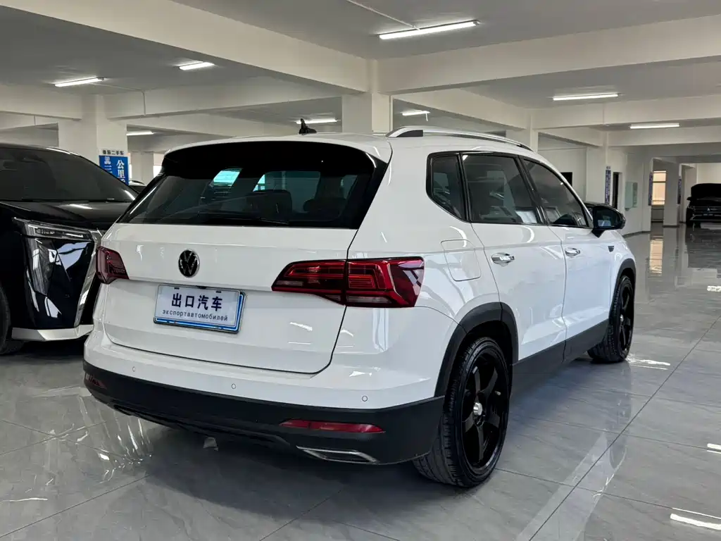 Volkswagen Tharu 2023 — фото 17