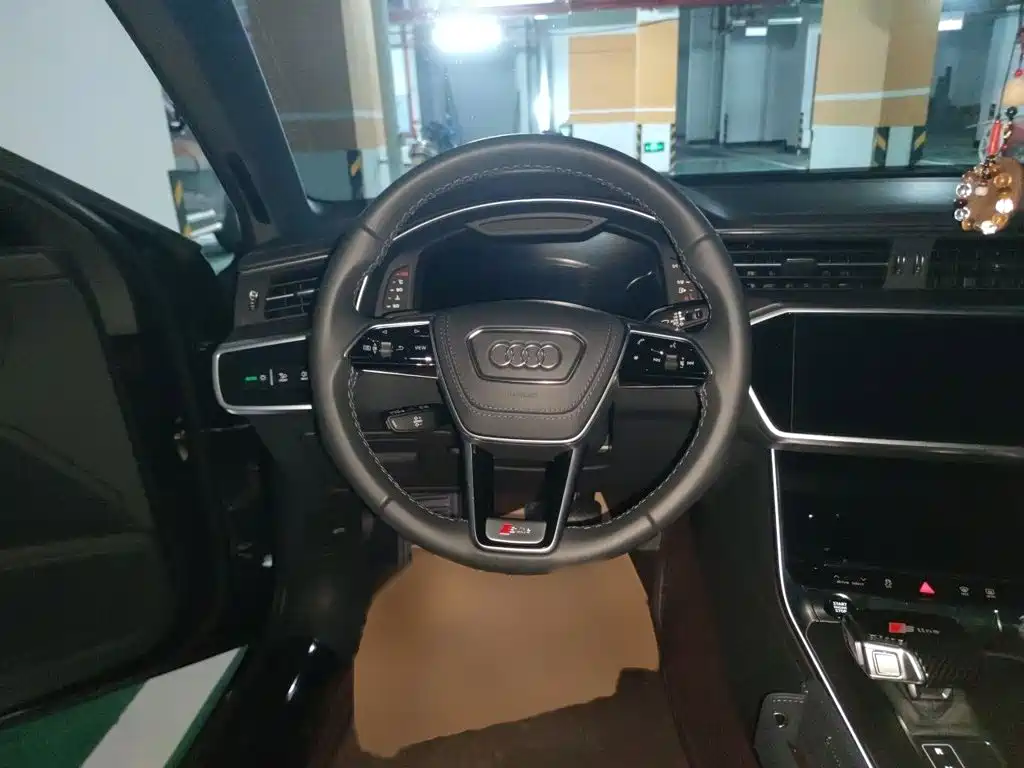Audi A6L 2025