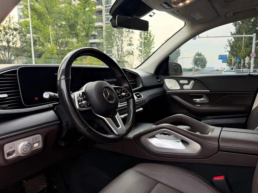Mercedes-Benz GLE 2021 — фото 4