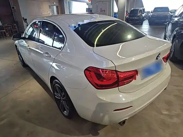 BMW 1 Series 2020