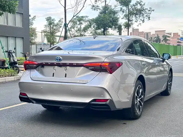 Toyota Avalon 2022