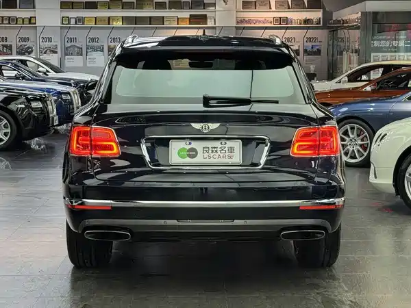 Bentley Bentayga 2016