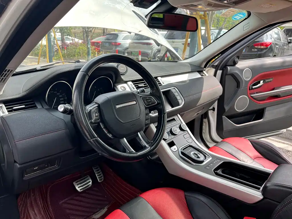 Land Rover Evoque 2013 — фото 16