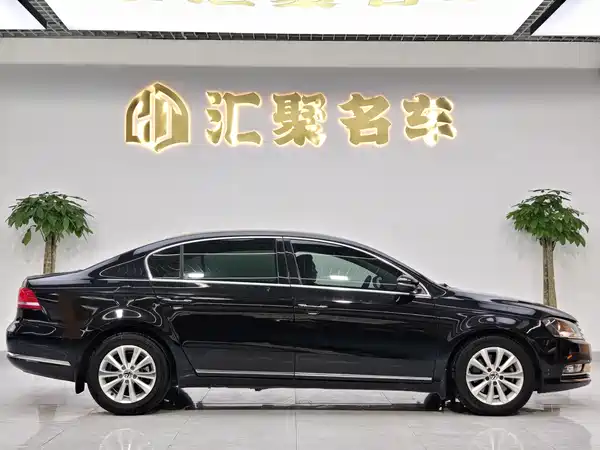 Volkswagen Magotan 2015