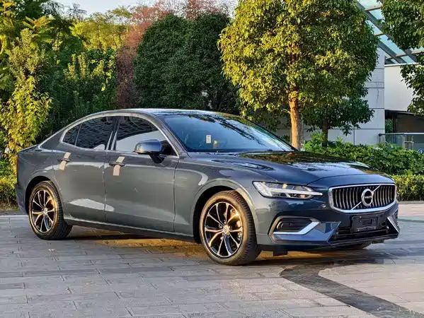 Volvo S60 2021