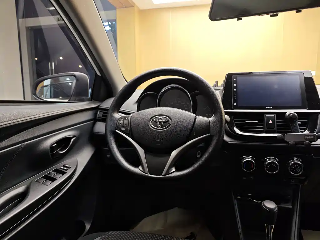 Toyota Vios FS 2022 — фото 14