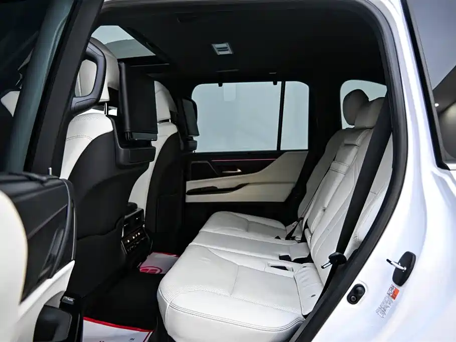 Lexus LX 2024 — фото 10