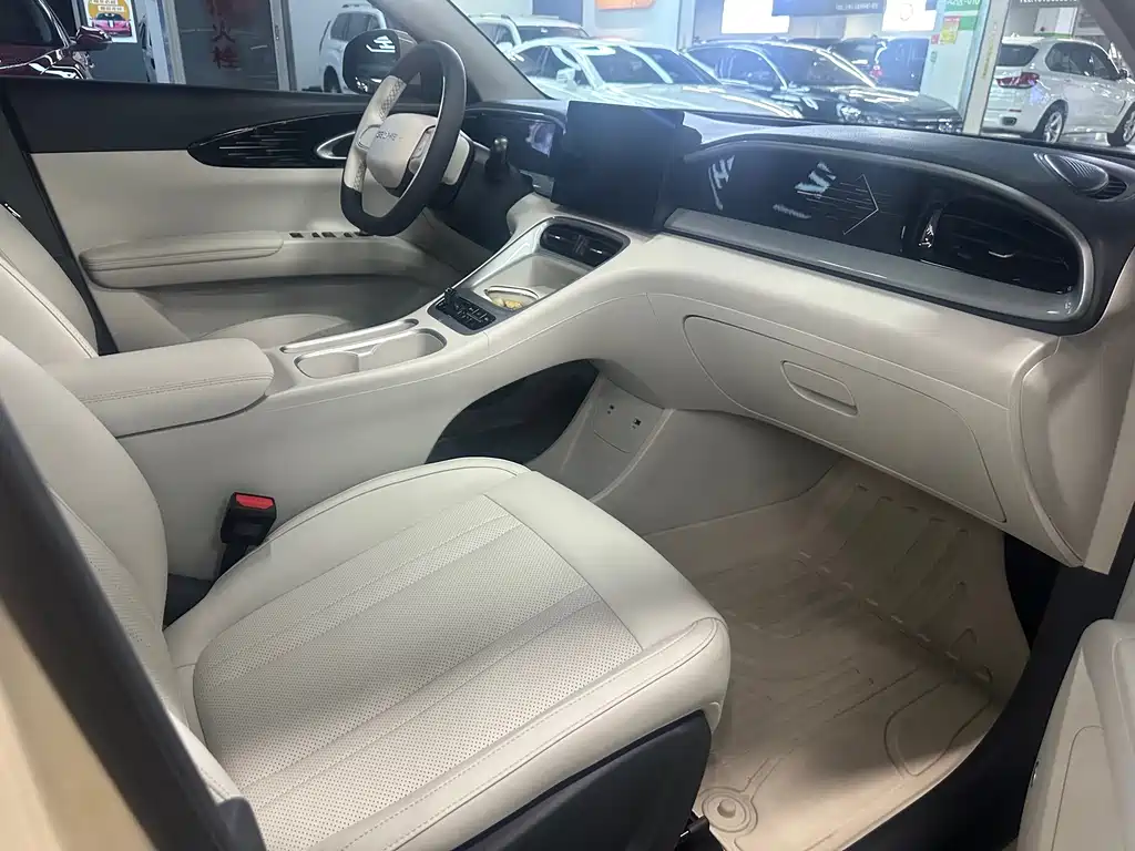 Geely Galaxy Starwish 2025