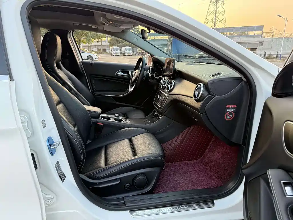 Mercedes-Benz GLA 2017 — фото 12