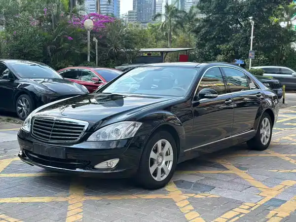 Mercedes-Benz S-Class 2008