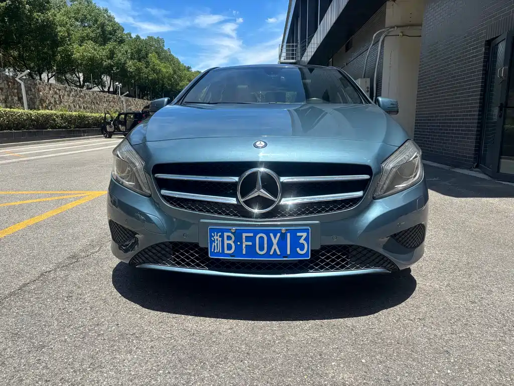 Mercedes-Benz A-Class 2015