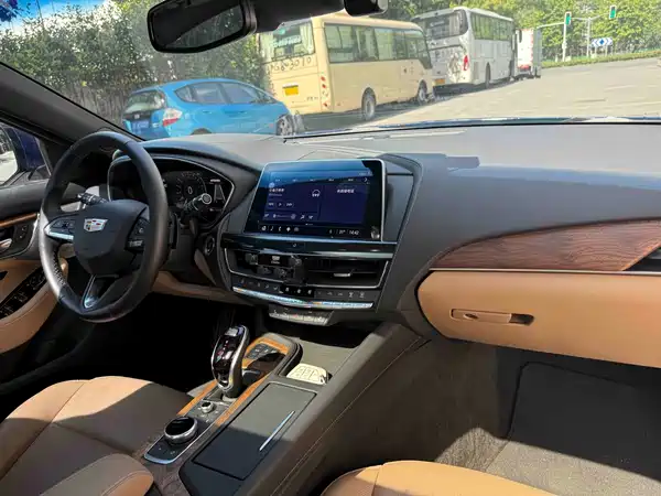 Cadillac CT5 2023