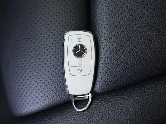 Mercedes-Benz C-Class 2020 — фото 17