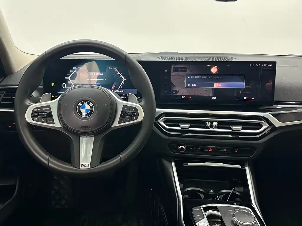 BMW 3 Series 2023 — фото 10