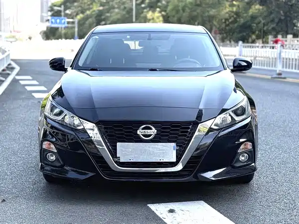 Nissan Teana 2022