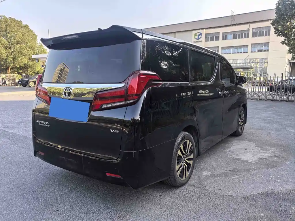 Toyota Alphard 2020 — фото 2