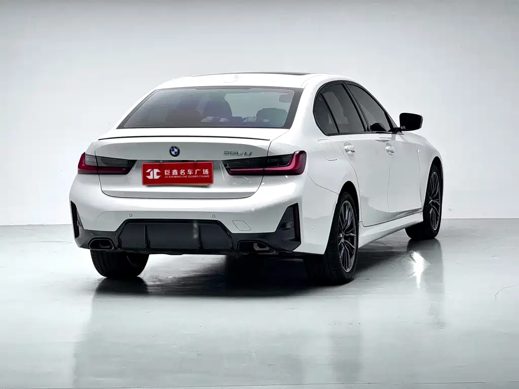 BMW 3 Series 2024
