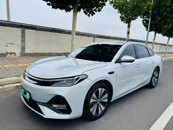 Geely Galaxy A7 EM 2025
