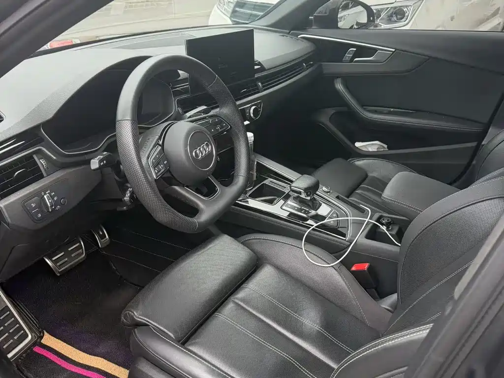 Audi A4L 2024