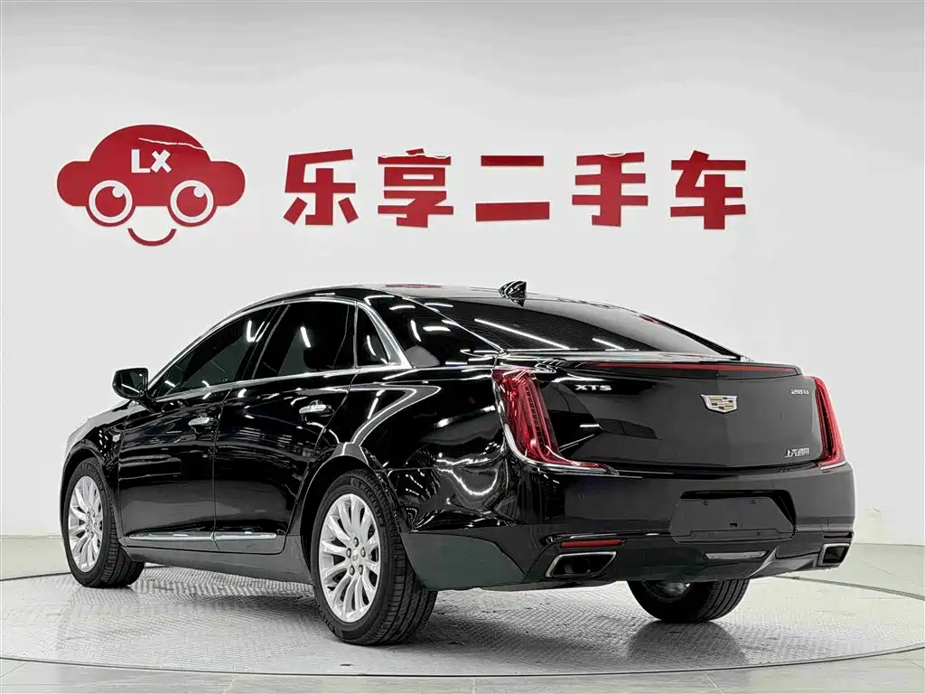 Cadillac XTS 2018 — фото 3