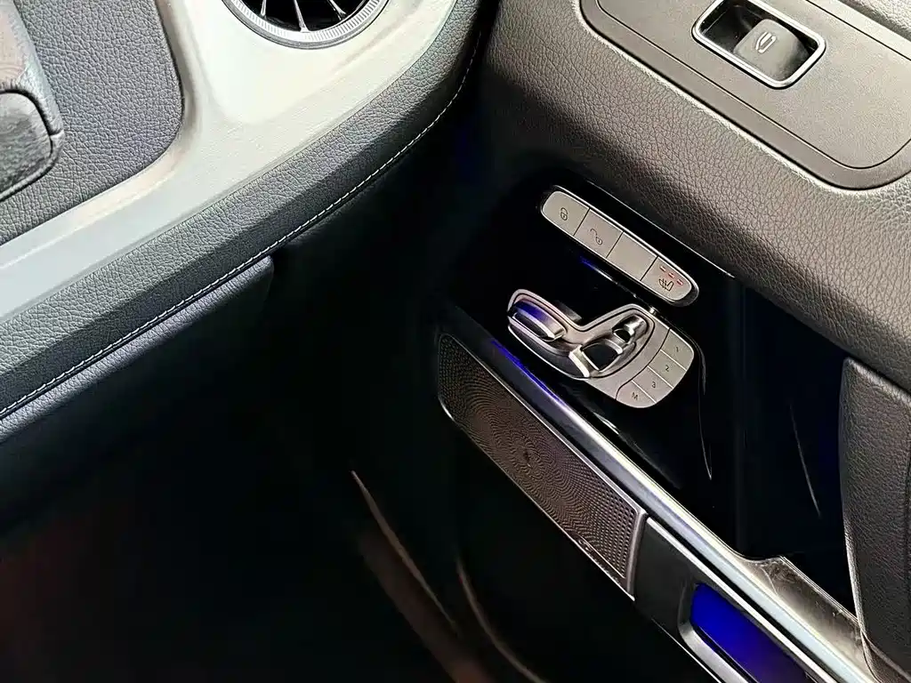 Mercedes-Benz G-Class 2024