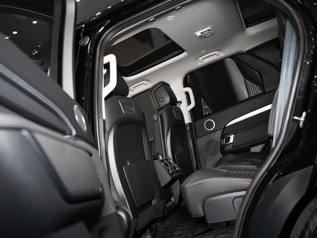Land Rover Discovery 2021 — фото 19