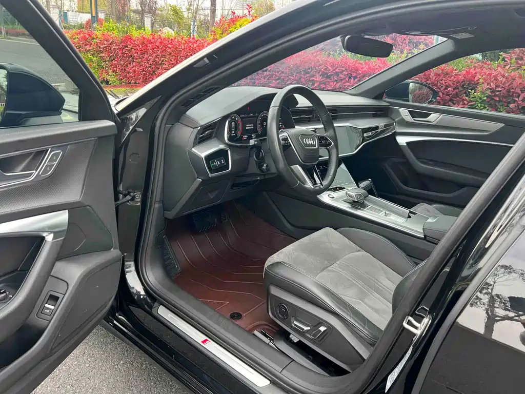 Audi A6L 2023 — фото 7