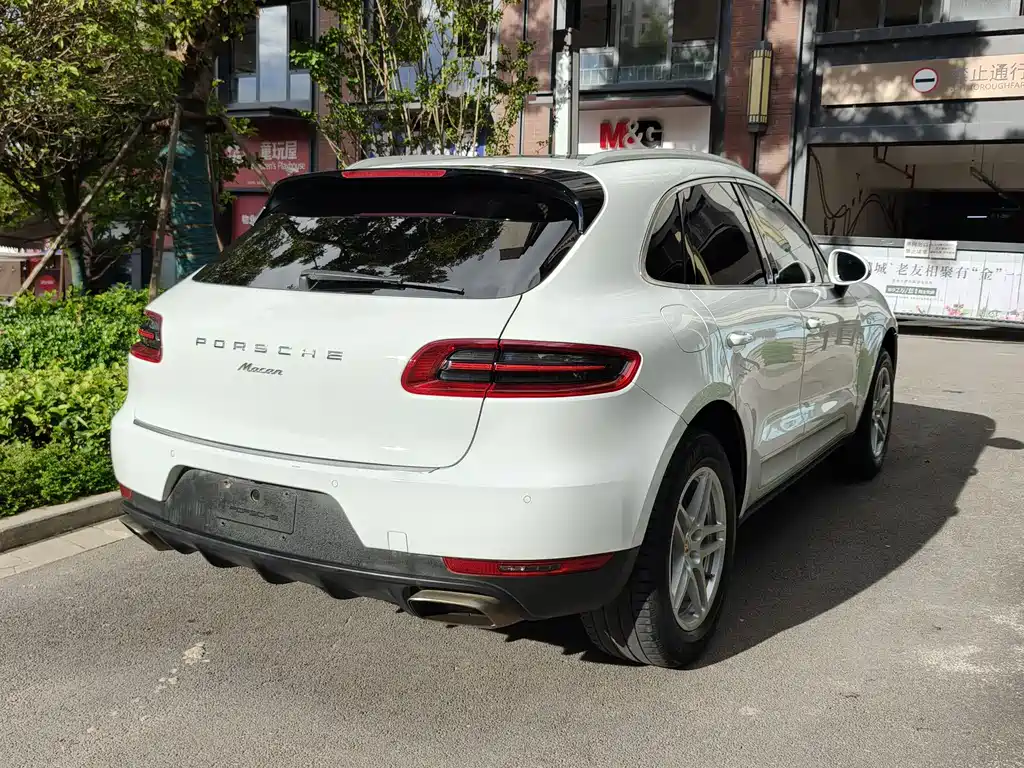 Porsche Macan 2016 — фото 4
