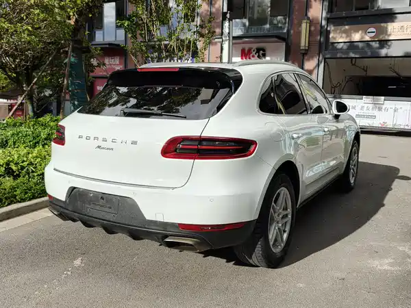 Porsche Macan 2017
