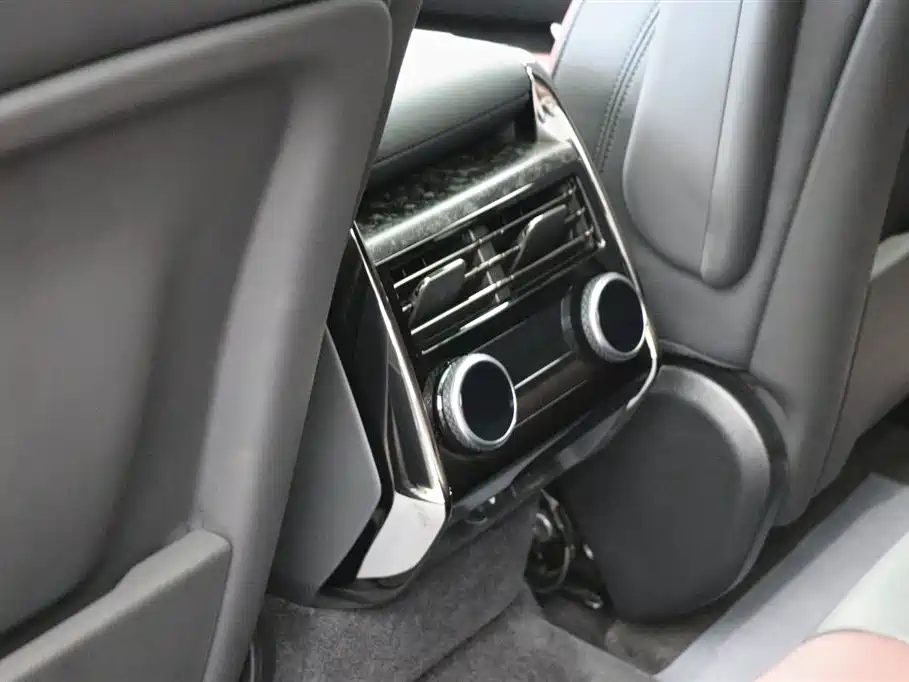 Land Rover Range Rover Sport 2024 — фото 19