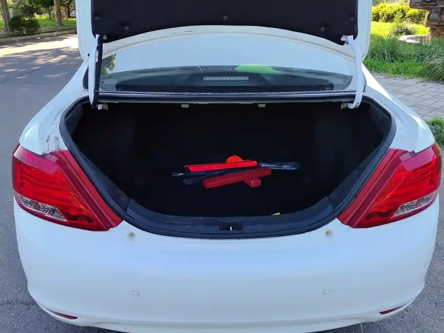 BYD e5 2016