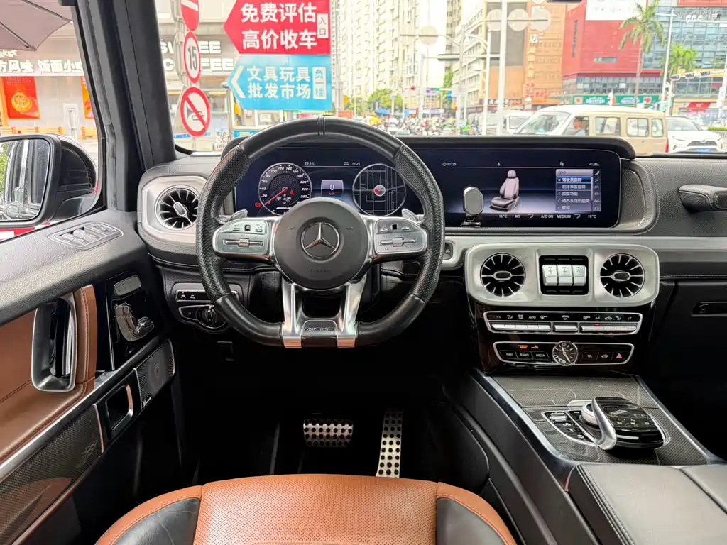 Mercedes-Benz G-Class AMG 2019 — фото 17