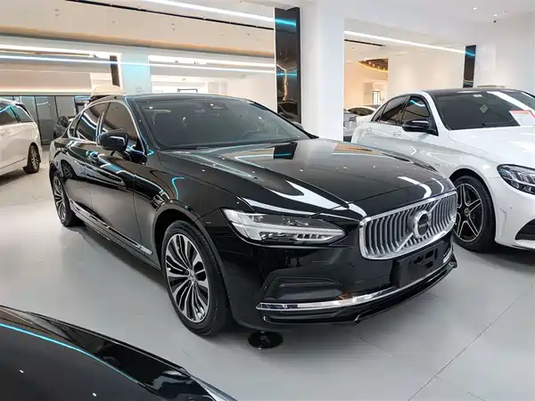 Volvo S90 2024