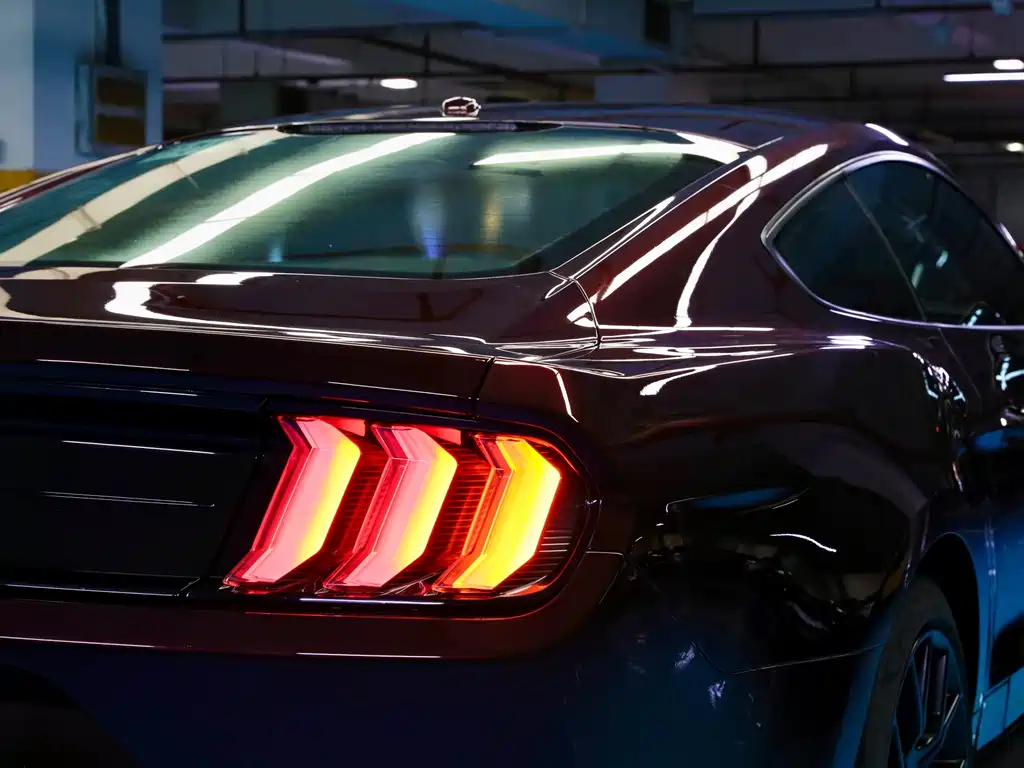 Ford Mustang 2018 — фото 5