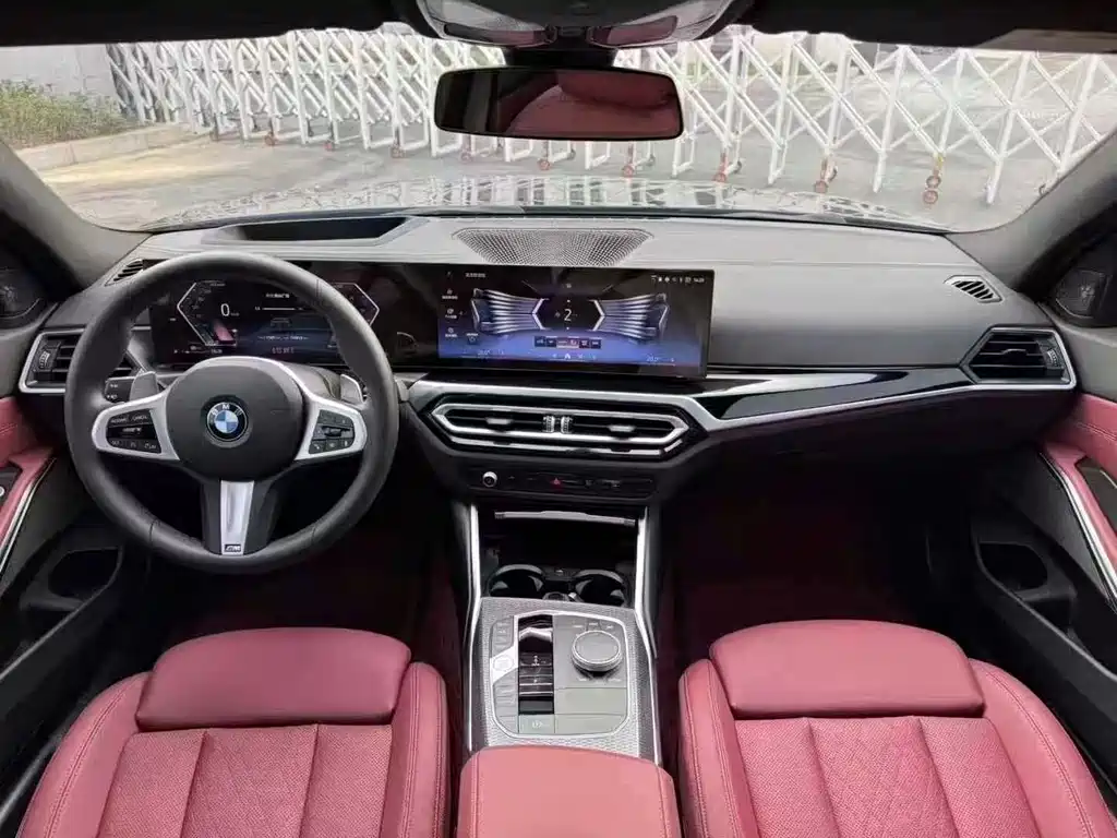 BMW 3 Series 2024