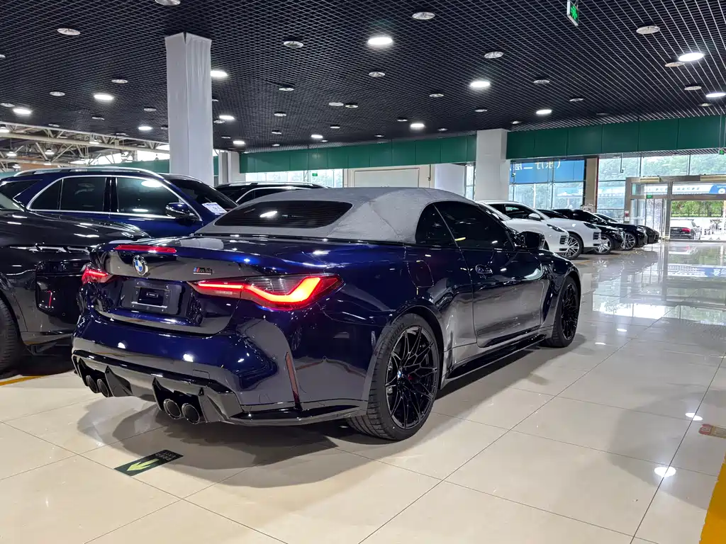 BMW M4 2024 — фото 18