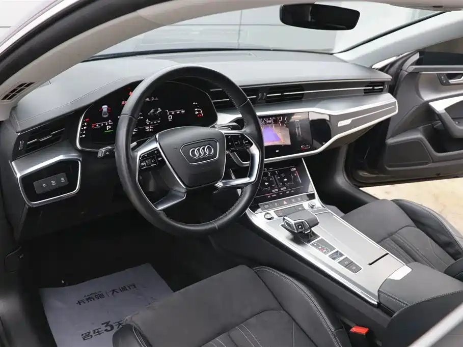 Audi A7L 2024 — фото 15