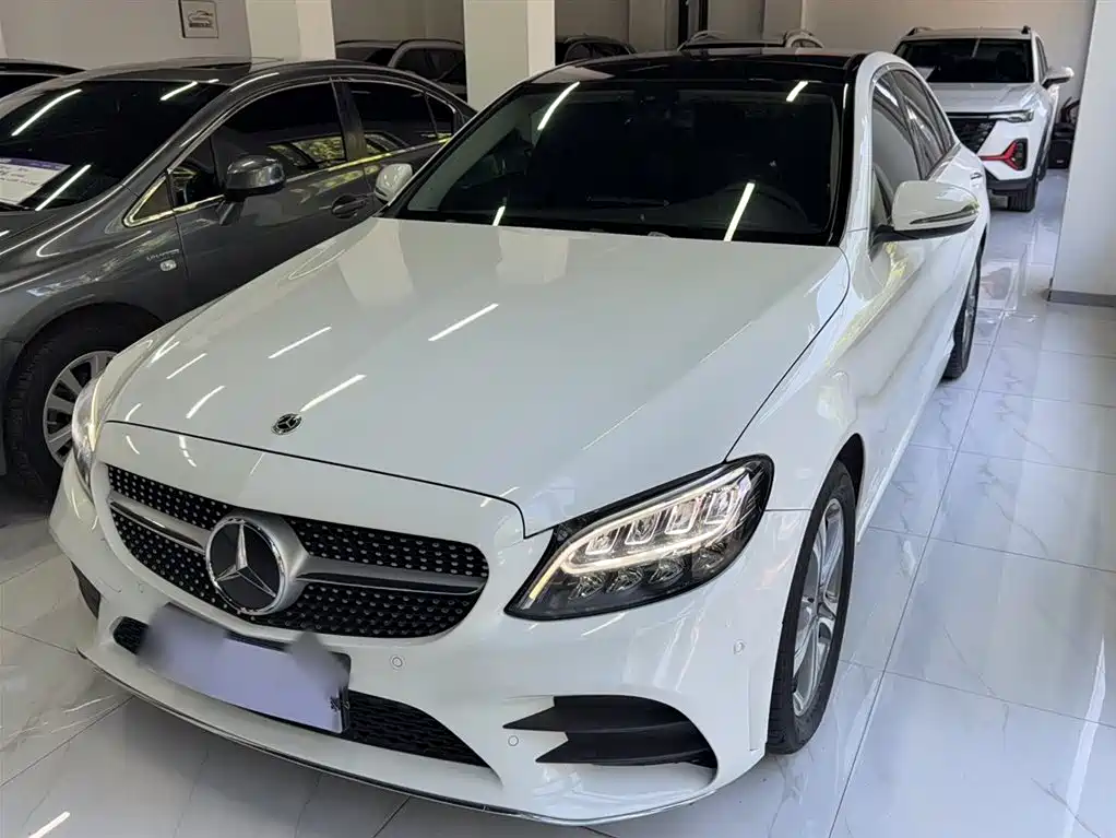 Mercedes-Benz C-Class 2022 — фото 2