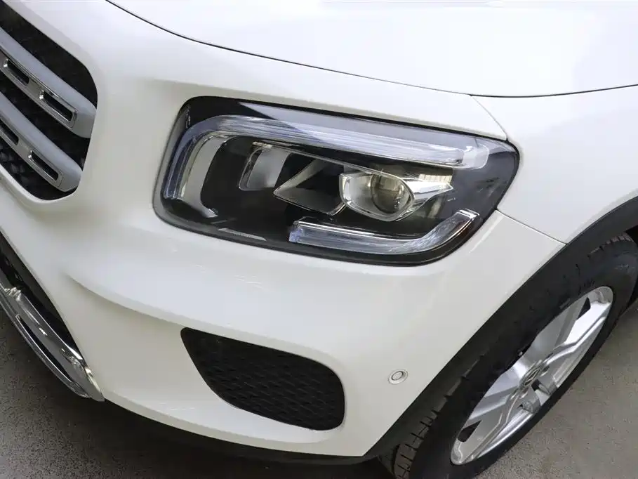 Mercedes-Benz GLB 2020 — фото 33