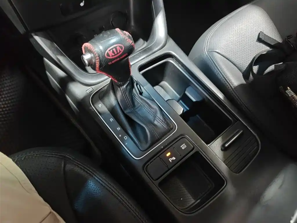Kia Sorento 2015 — фото 14