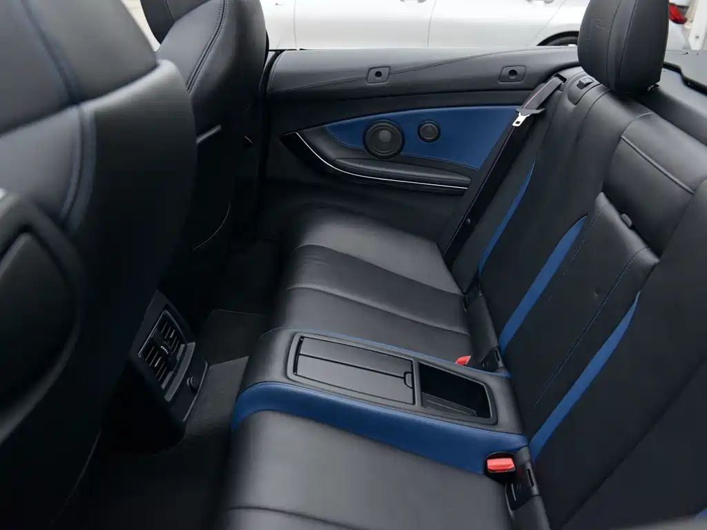 BMW M4 2020 — фото 11