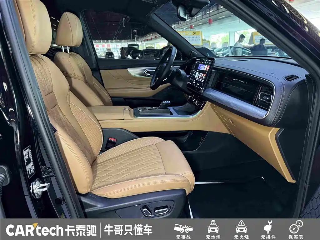 GAC Trumpchi GS8 2024 — фото 27