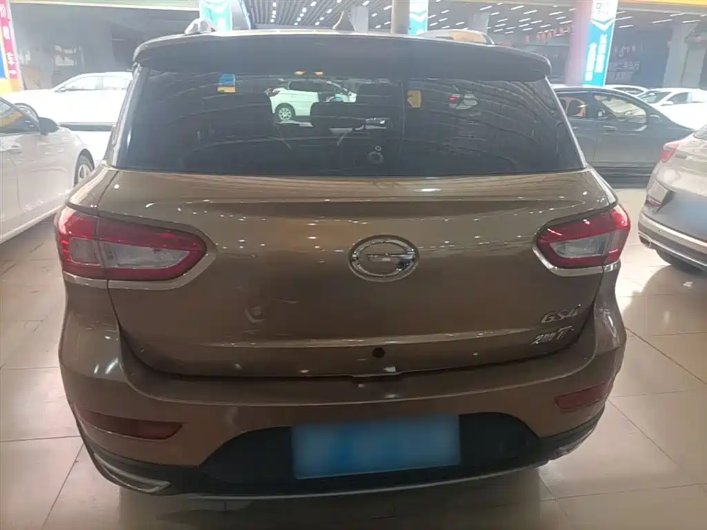 GAC Motor Trumpchi GS4 2015 — фото 6
