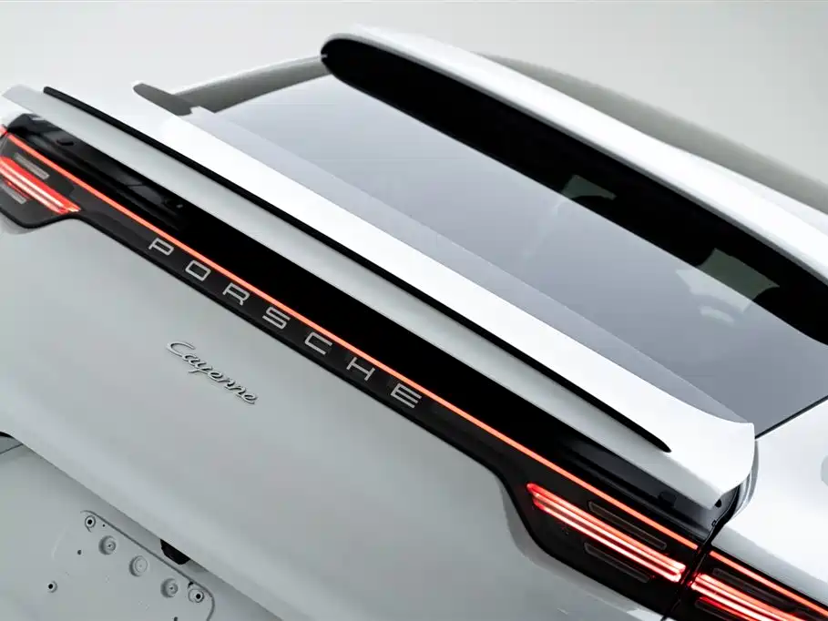 Porsche Cayenne 2019 — фото 8