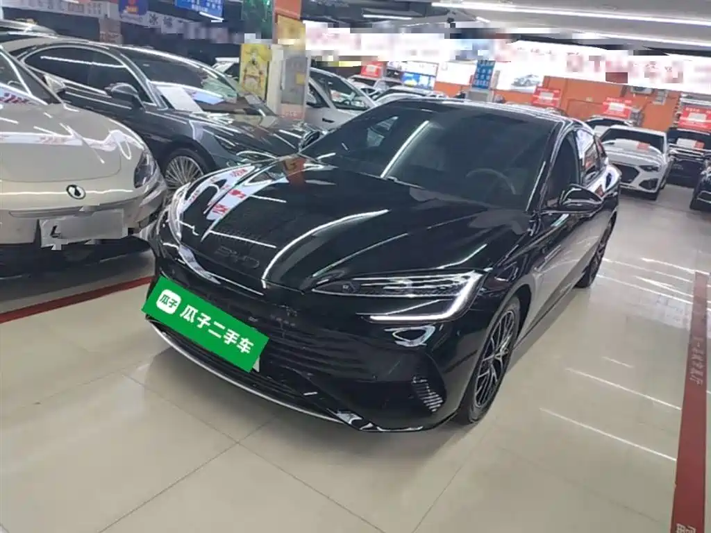 BYD Seal 07 DM-i 2024 — фото 2