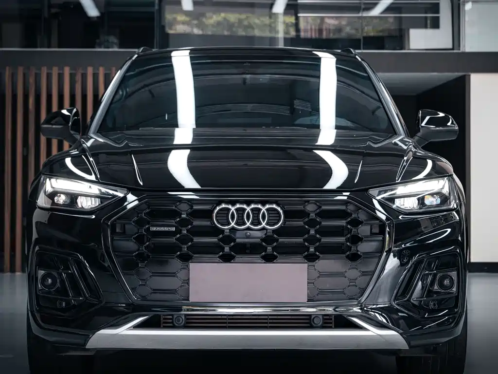 Audi Q5L 2025 — фото 2
